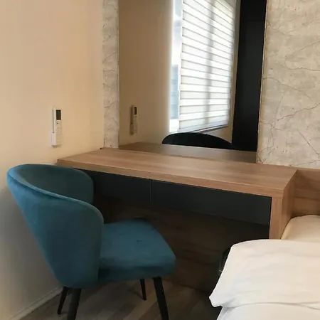 Race For Space Apartament